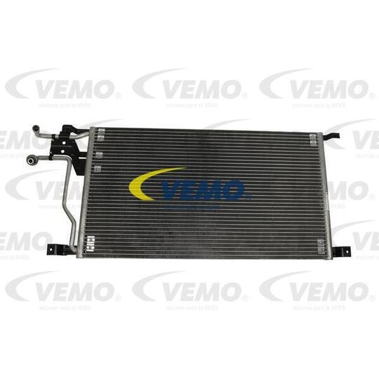 Vemo Condenser, air conditioning to suit Ford