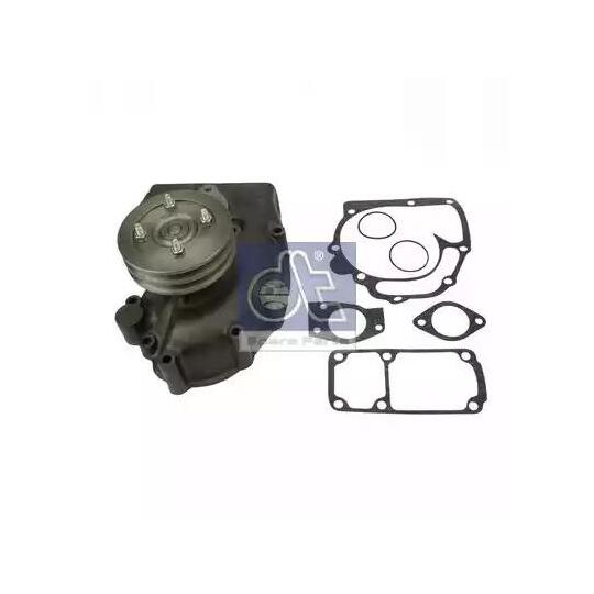 Dt Spare Parts Water pump to suit Volvo