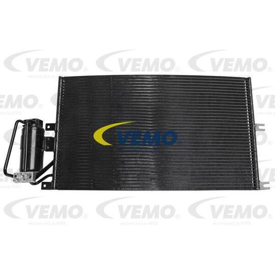 Vemo V40-62-0008 Condenser, air conditioning to suit Opel, Vauxhall