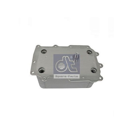 Dt Spare Parts Oil Cooler, engine oil to suit Daf