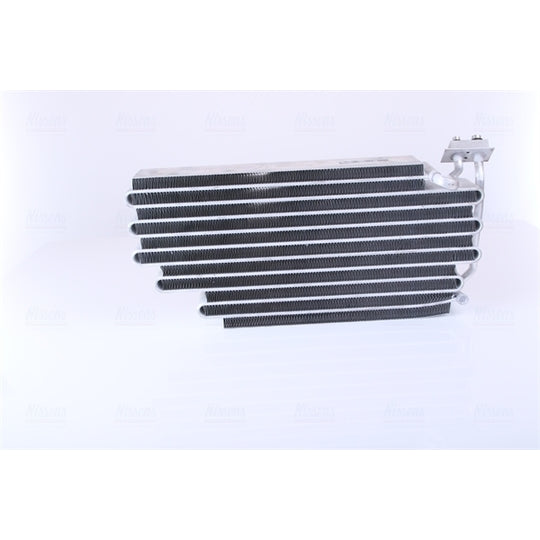 Nissens Evaporator, air conditioning to suit Scania